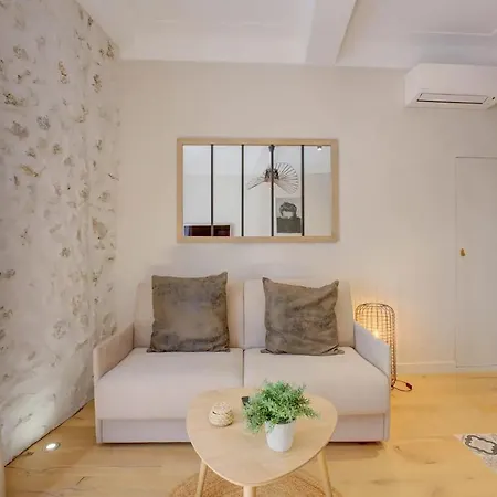 Duplex Mezzanine Near Shops & Cafes Apartment