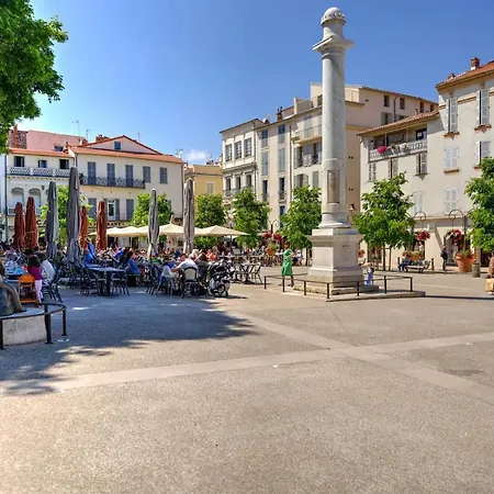Duplex Mezzanine Near Shops & Cafes Daire Antibes