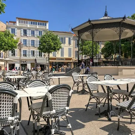 Duplex Mezzanine Near Shops & Cafes Apartmán Antibes